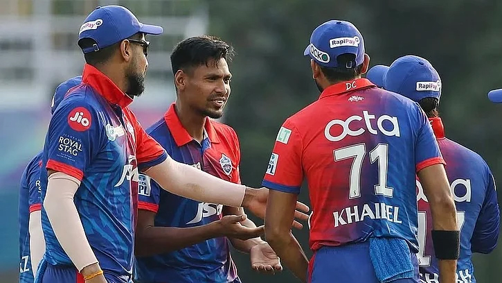 মোস্তাফিজদের ‘বাঁচা-মরার’ ম্যাচে বৃষ্টির ছোবল, সমীকরণ কী বলছে?