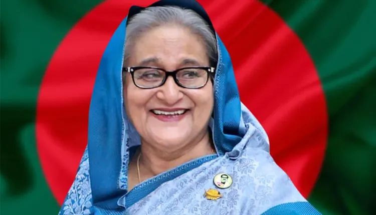 নির্বাচনী প্রচারণায় পীরগঞ্জের পথে শেখ হাসিনা