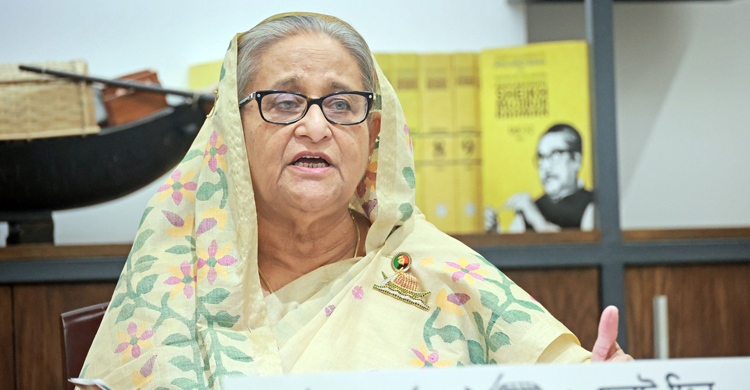 তারেক জিয়া জুয়া খেলে ভালোই থাকবে; শেখ হাসিনা