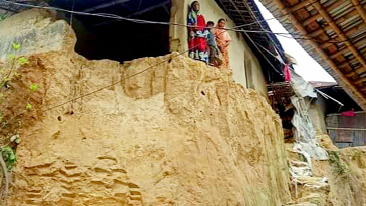 রাঙ্গুনিয়ার পাহাড় যেন এক ‘মৃত্যু উপত্যকা’