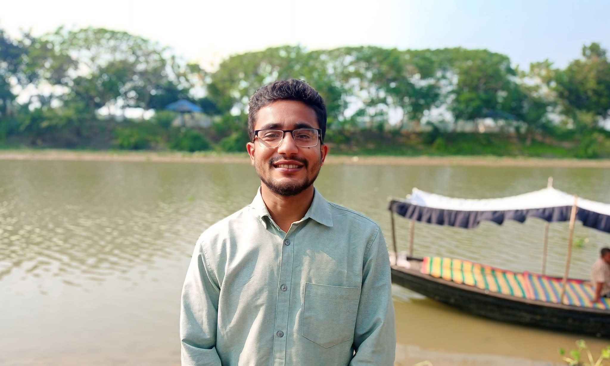 বাস-ট্রাকের ধাক্কায় ইবি শিক্ষার্থীর মৃত্যু