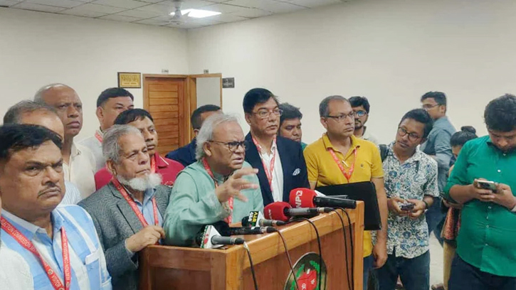 এক বছরে বিএনপির আয় সাড়ে ১৫ কোটি টাকা: রিজভী