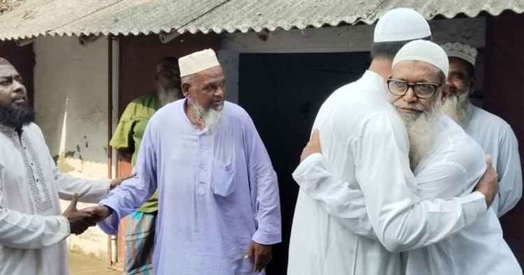 সৌদির সঙ্গে মিল রেখে সাতক্ষীরার ২০ গ্রামে ঈদুল আজহা উদযাপন