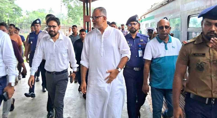 সফরে বানিজ্য উপদেষ্টা শেখ বশির উদ্দিন মৌলভীবাজারে