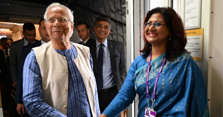 লন্ডনে পৌঁছেছেন অন্তর্বর্তী সরকারের প্রধান উপদেষ্টা ড. ইউনূস