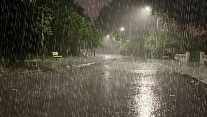 চার বিভাগে ভারী বৃষ্টিপাতের সম্ভাবনা