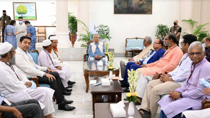 ১৪ রাজনীতিবিদের সঙ্গে প্রধান উপদেষ্টার বৈঠক শুরু