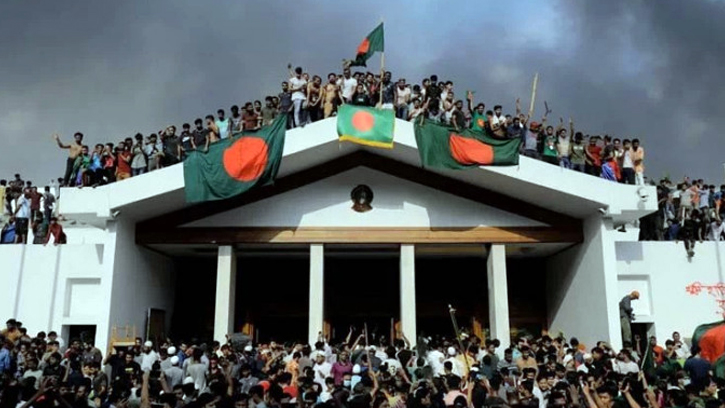 যুক্ত হচ্ছে ‘জুলাই গণঅভ্যুত্থান’ কোটা, বাদ পড়ছে মুক্তিযোদ্ধা কোটা