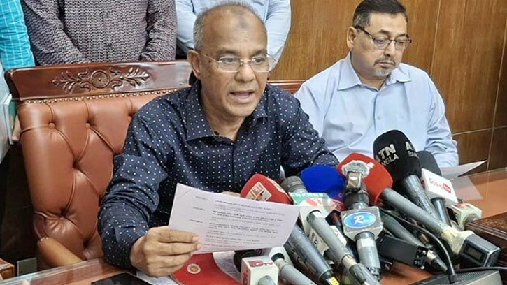 অপরাধ দমনে দেশজুড়ে চিরুনি অভিযান শুরু: স্বরাষ্ট্র উপদেষ্টা